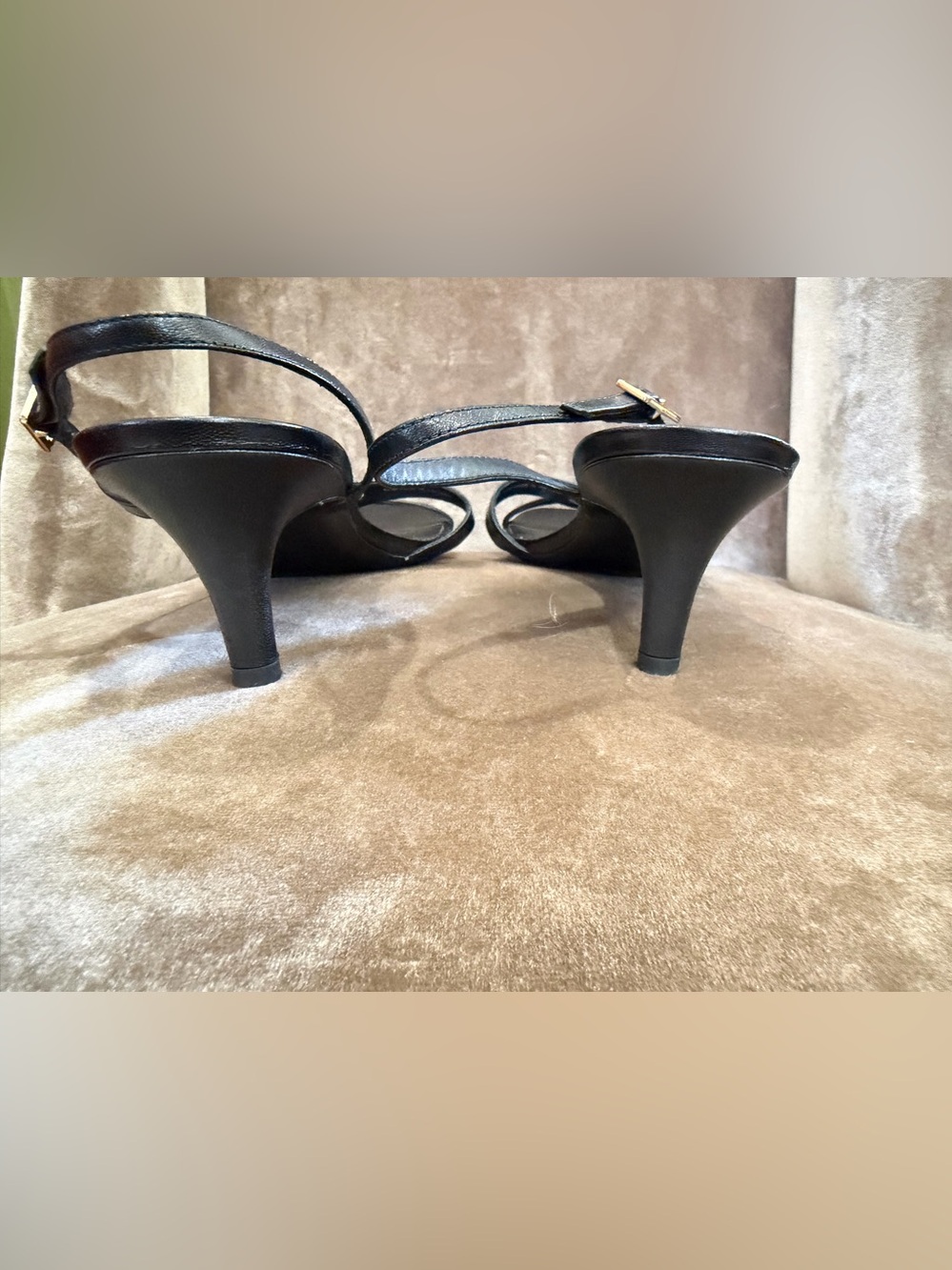 Tory Burch Capri Black Leather Slingback Kitten Heel Sandals NWOT 9.5 - Picture 2 of 6